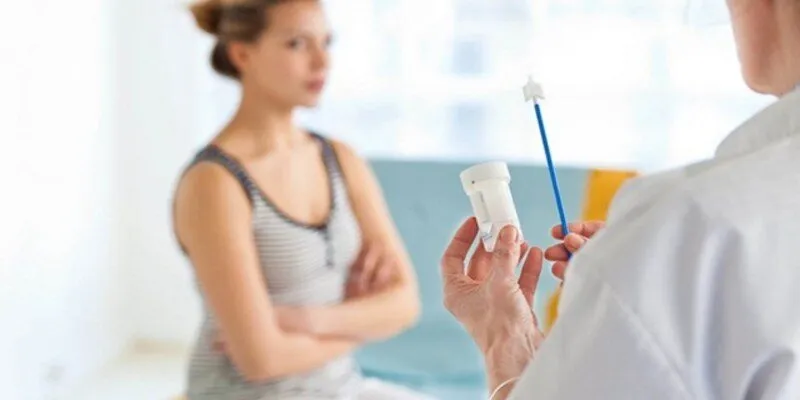Dùng công nghệ laser làm đều màu da